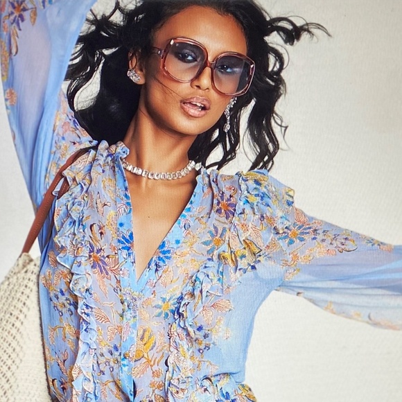 Hemant & Nandita Blue Lyna Chiffon Blouse with matching camisole Size L NWT - Picture 3 of 4